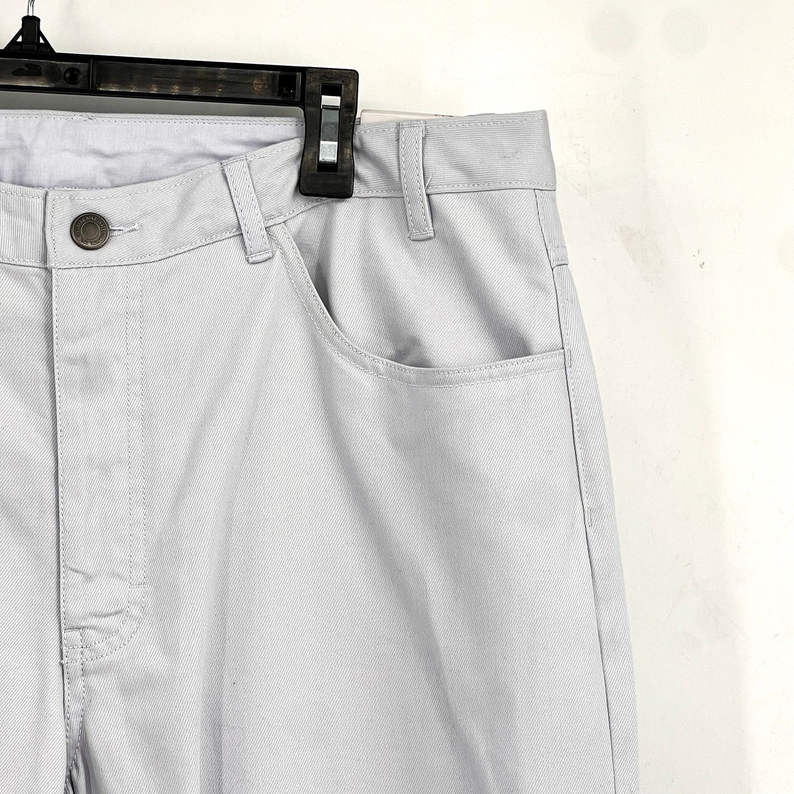 NIKE SB Men's Loose Denim Skate Pants Size 34 Light Grey Relaxed Fit Jeans NWT
