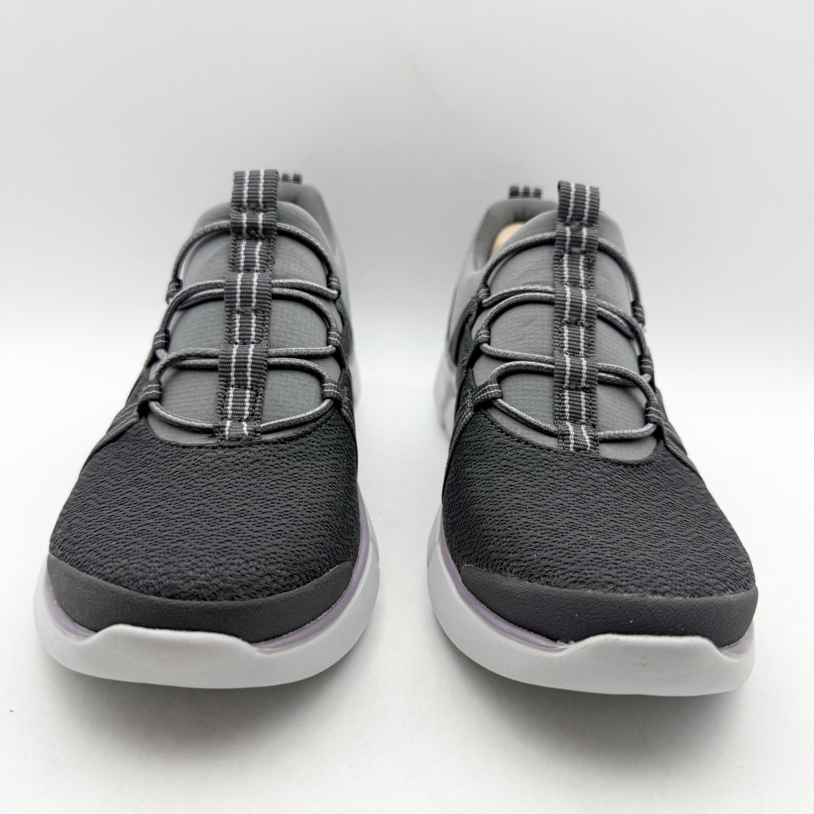 BZees Womens Hero Sneakers US 7 M EU 37 Grey Athletic NIB
