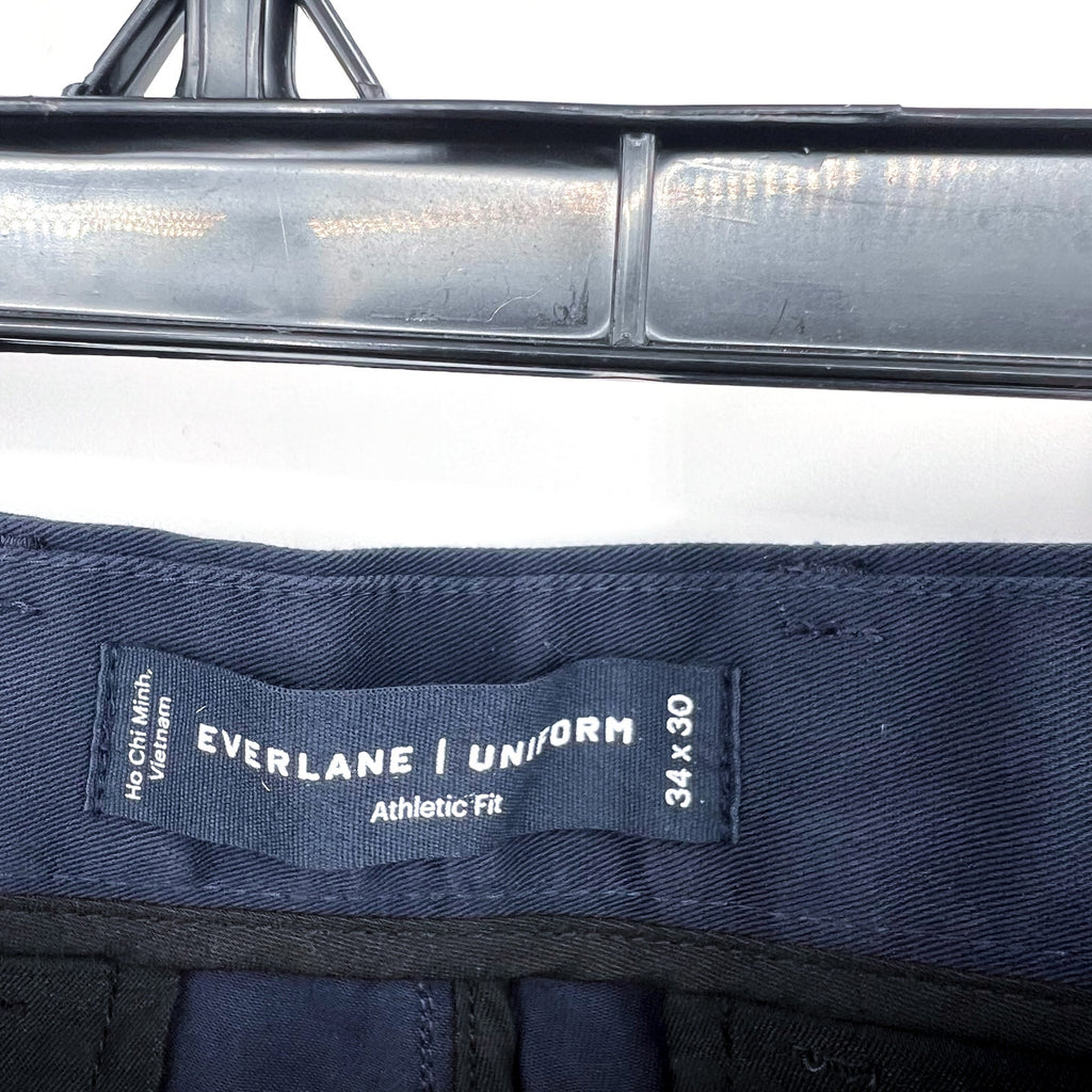 EVERLANE Uniform Mens Performance Chino Pants 34x30 Navy Blue Athletic Fit NWT