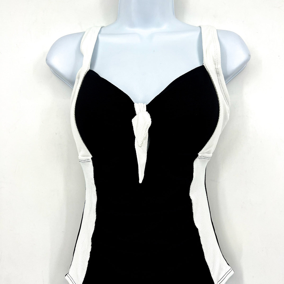 TOMMY BAHAMA Island Cays Tie-Front One-Piece Swimsuit Size 8 Black White NWT