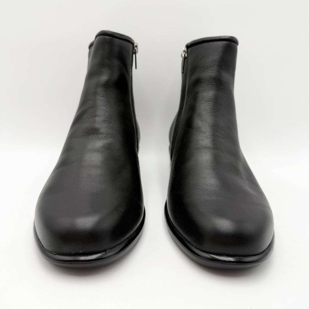 Naot Womens Norther Ankle Bootie US 8 EU 39 Black Leather Water Resistant NWOB