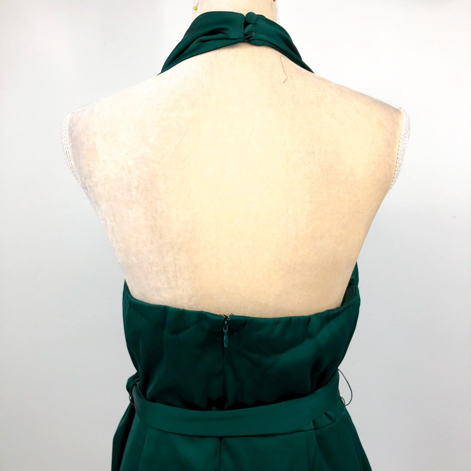 LIV FOSTER Satin Cowl Neckline Column Gown Size 10 Green Tie Waist NWT