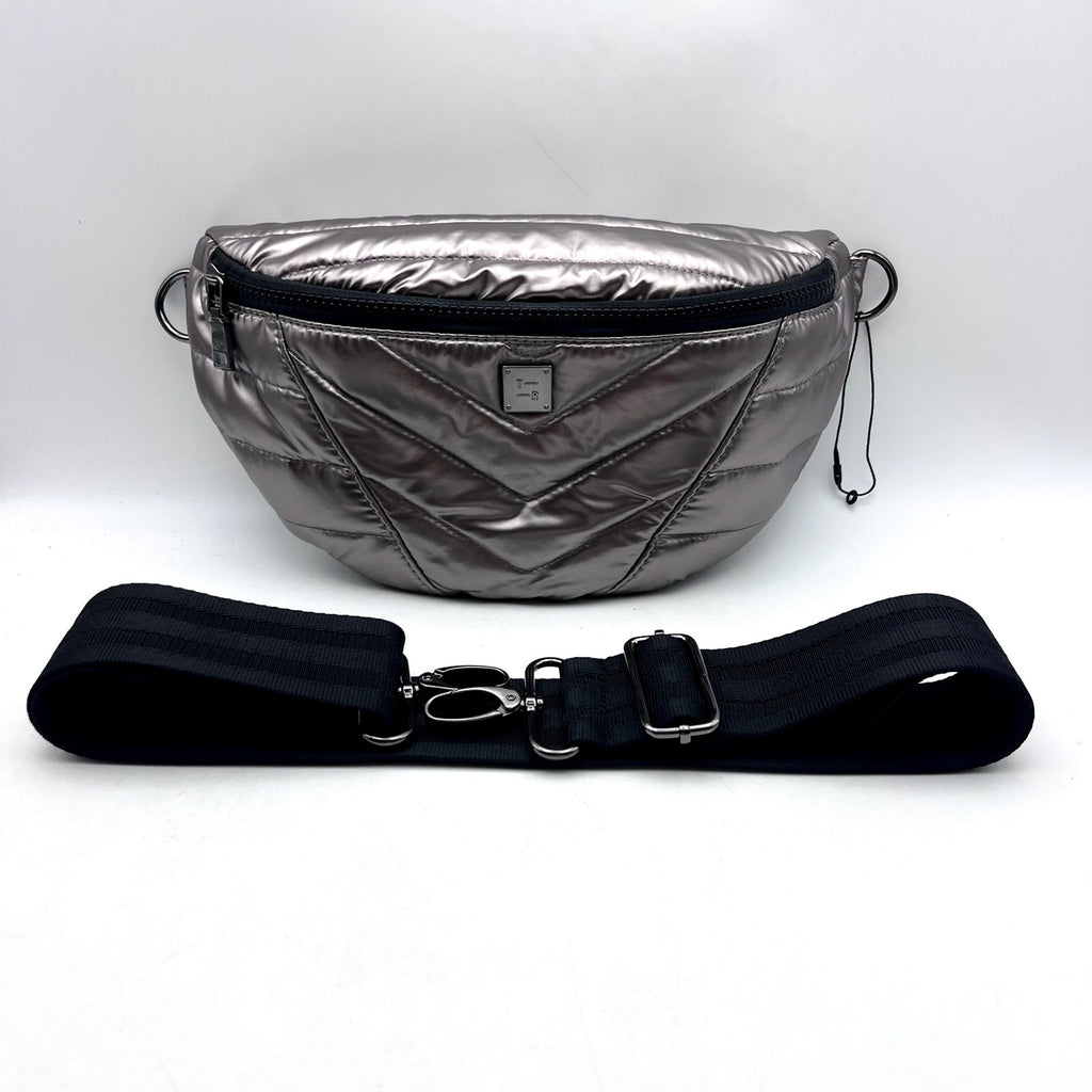 THINK ROYLN Women's Shining Star Crossbody/Belt Bag Silver Pearl Latte NWOT