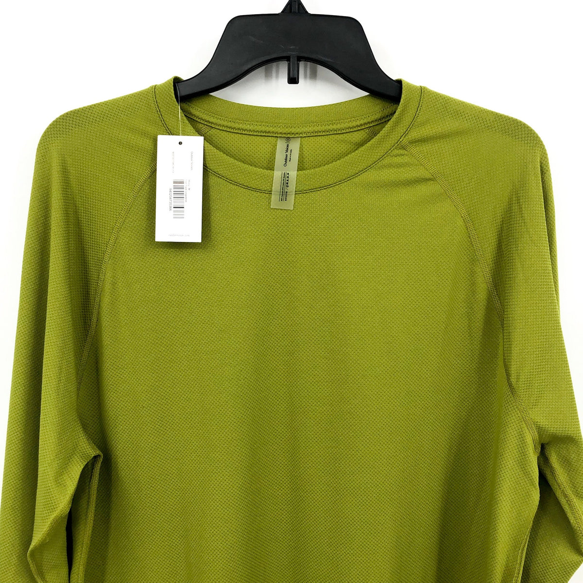 OUTDOOR VOICES Men's FastTrack Longsleeve Tshirt Medium Mossy Green Crewneck NWT
