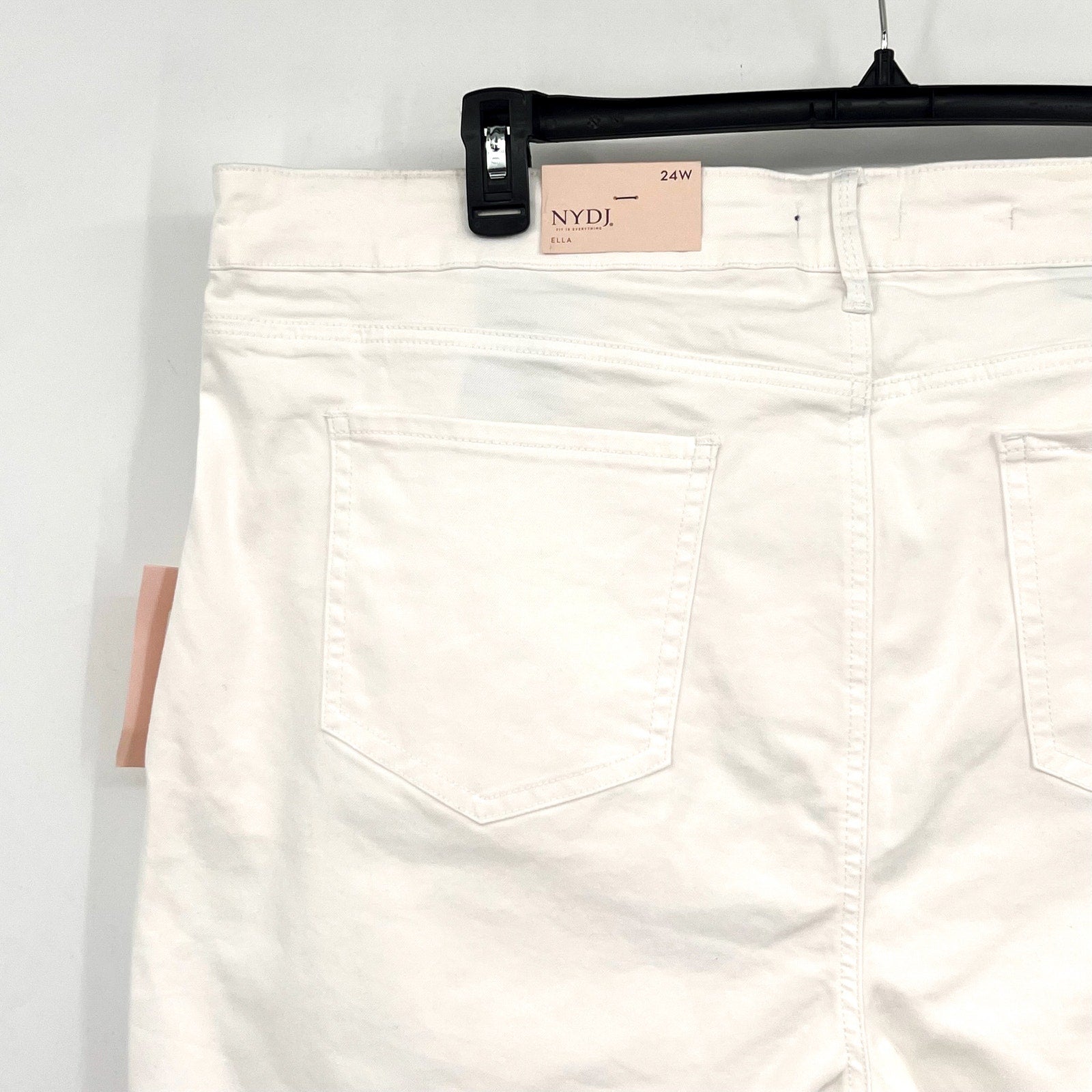 NYDJ Womens Ella Denim Shorts Size 24W Optic White 8" Inseam NWT