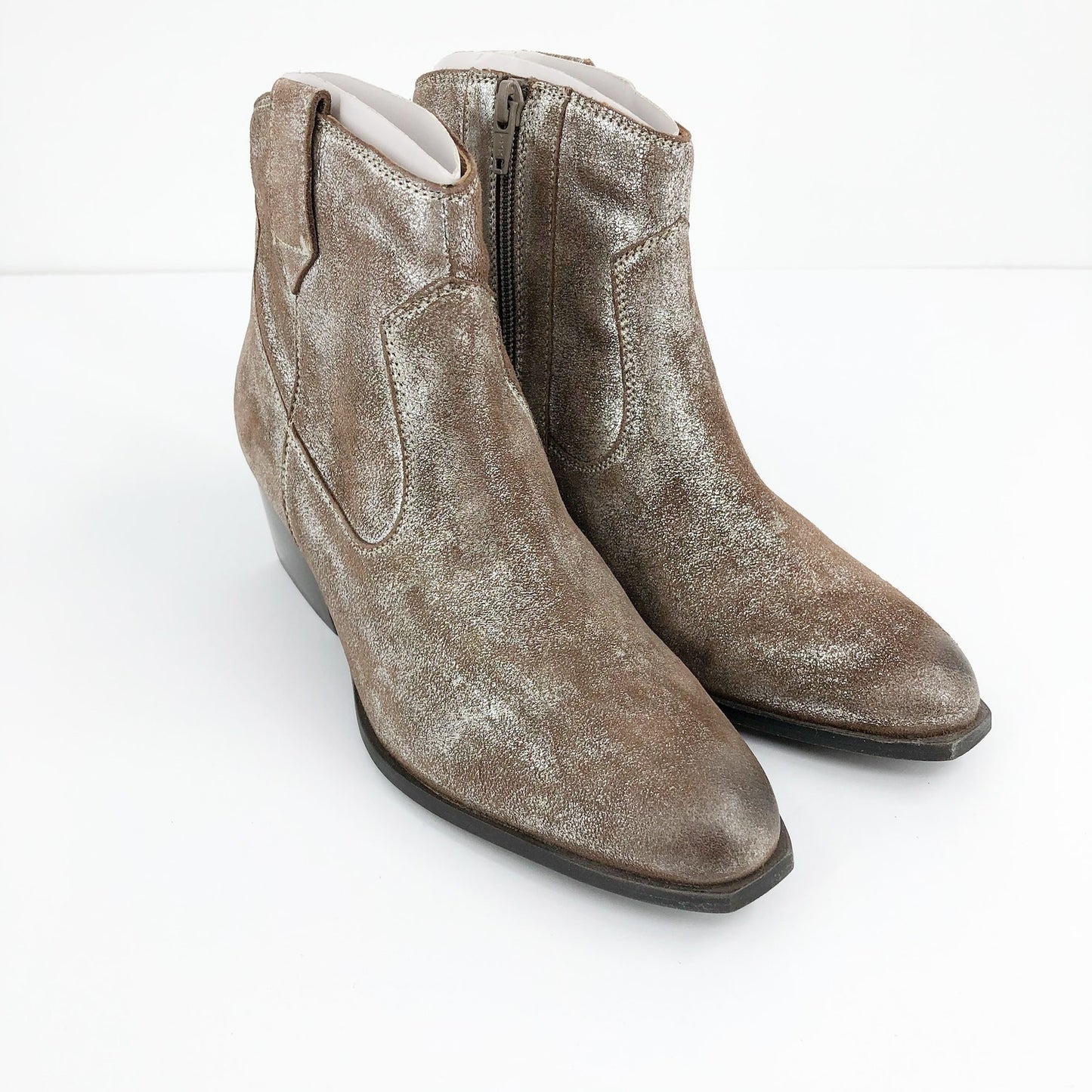 SEYCHELLES Women's Upside Western Ankle Bootie 6 Metallic Silver Suede Heel NWOB