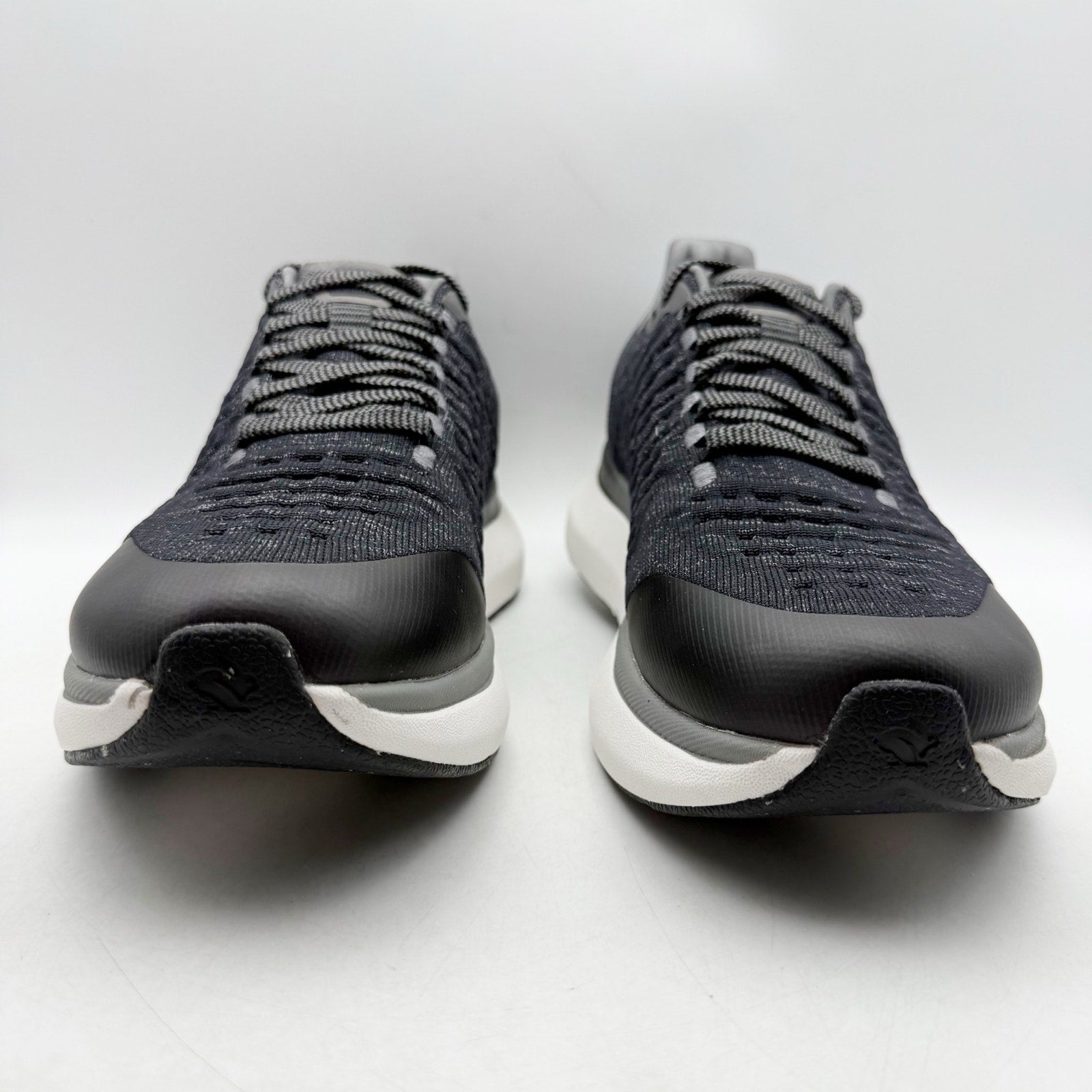 Rabbit Mens Dream Chaser Running Shoes Size 10 Black White Athletic Sneaker NIB