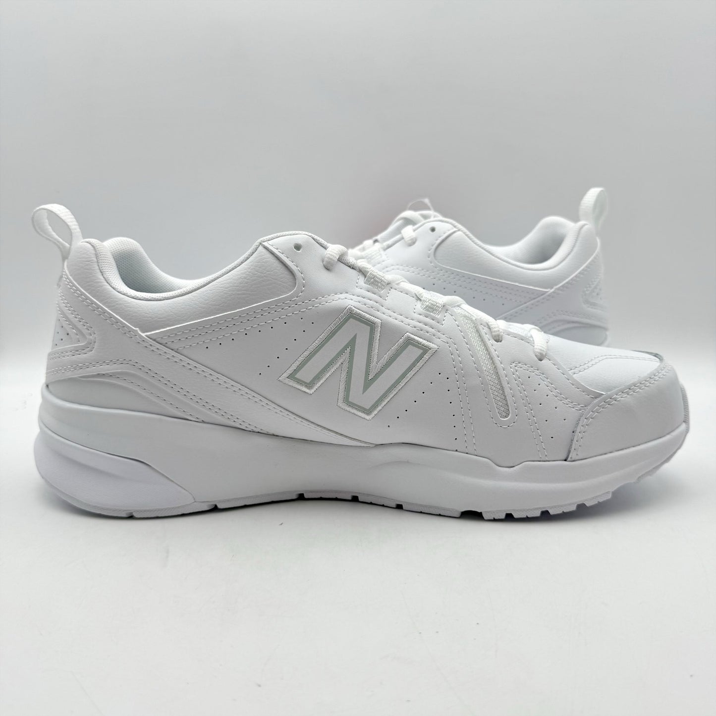 New Balance Mens 608v5 Training Sneakers US 11.5 M EU 45.5 White Athletic NIB