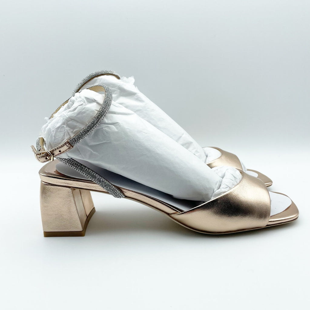 Badgley Mischka Womens Infinity II Heel Sandals US 8 EU 38.5 Champagne Pink NIB