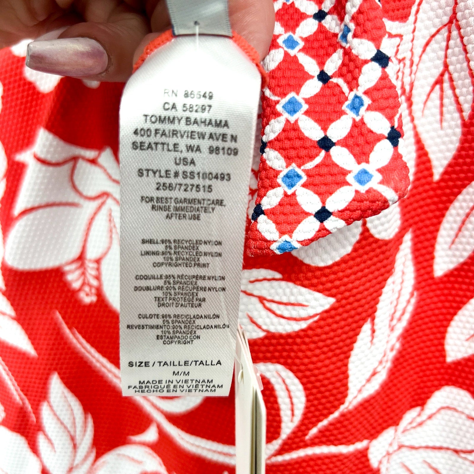 TOMMY BAHAMA Island Cays Fiori Reversible Tankini Top Medium Pink Coral NWT