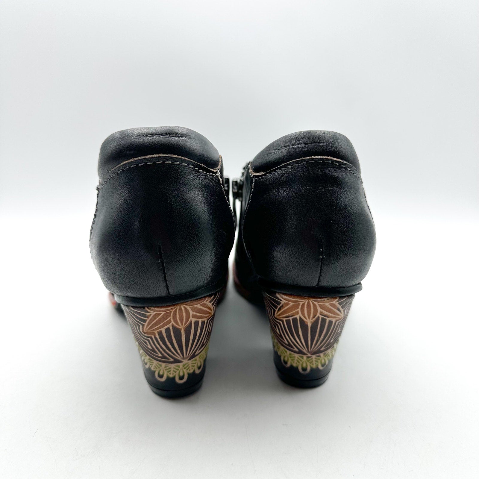 L'ARTISTE Womens Zami Heeled Bootie EU 35 US 5 Black Multi Embossed Leather NWOB