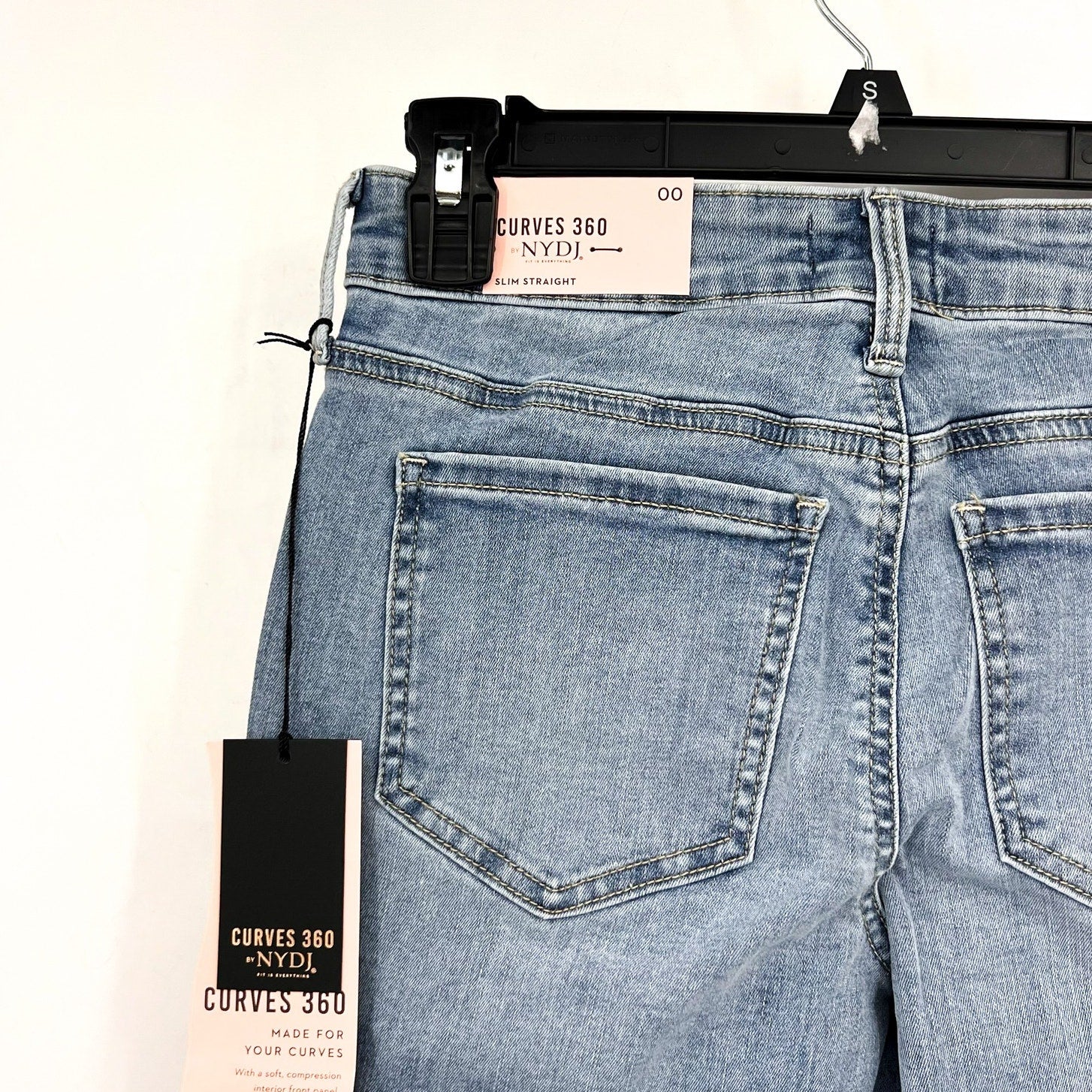 NYDJ Curves 360 Womens Slim Straight Crop Jeans Size 00 Charmed Light Blue NWT