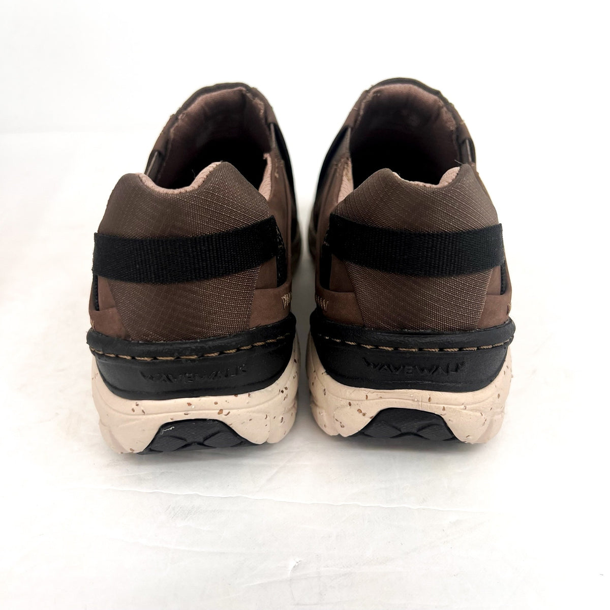 CLARKS Women's Wave Plateau Comfort Shoes Size 6.5M Tan Taupe Nubuck Slip On NIB