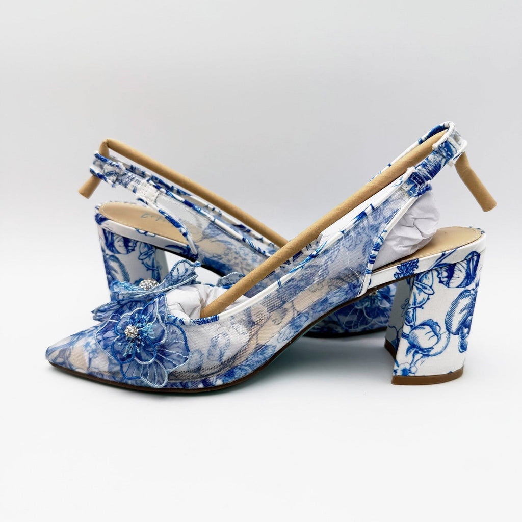 Betsey Johnson Womens Petra Slingback Heels Size 5 White Blue Floral Chiffon NIB