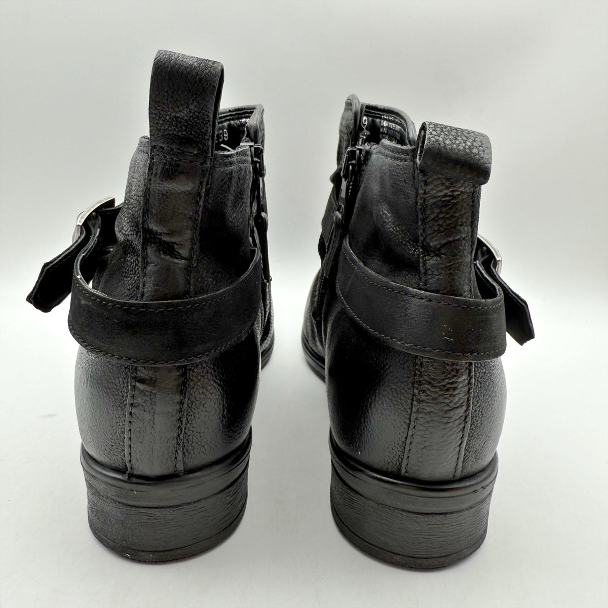 Miz Mooz Womens Suzy Ankle Bootie EU 39 Size 8.5-9 Black Leather Boots NIB