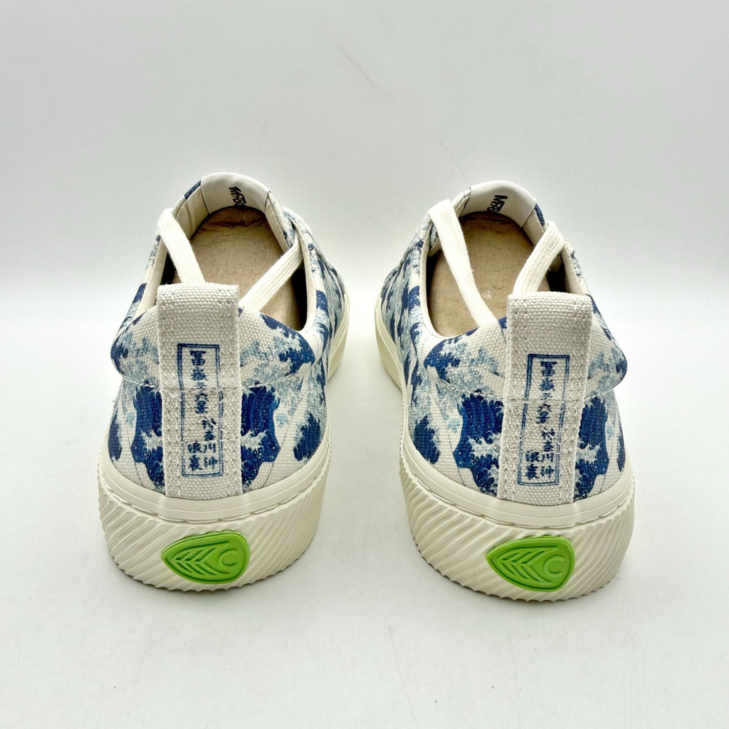 Cariuma X Hokusai OCA Wave Off Sneakers Mens 9 Womens 10.5 White Blue Canvas NIB