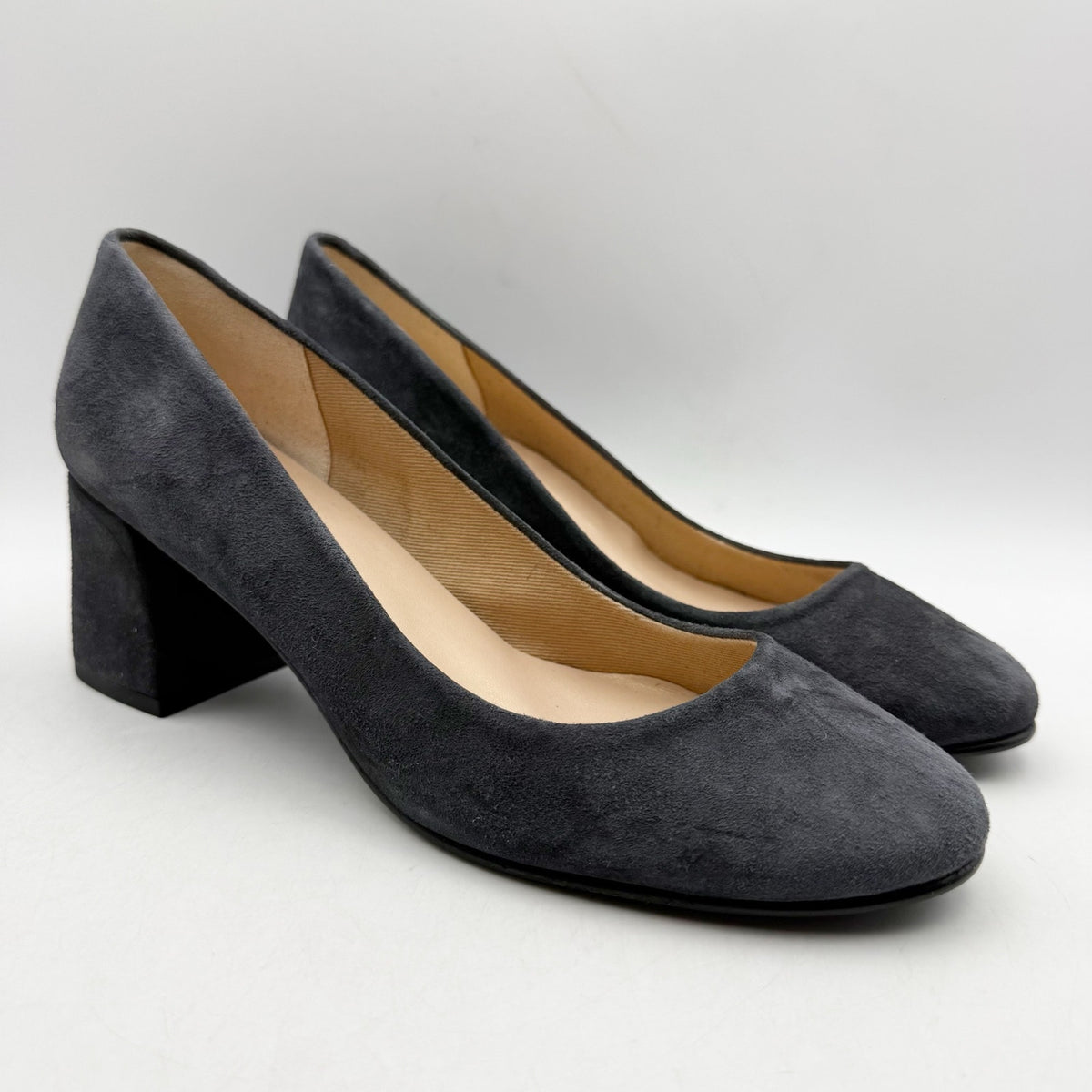 French Sole Womens Trance Pumps Size 7.5 B Dark Grey Suede Heels NIB
