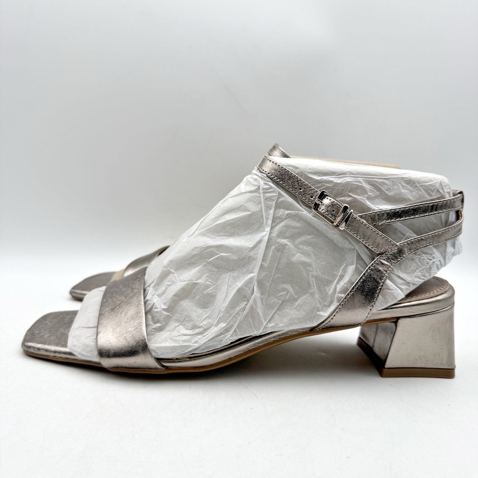 Naturalizer Womens Hana Heeled Sandals US 9.5 Pewter Metallic Taupe Leather NWOB