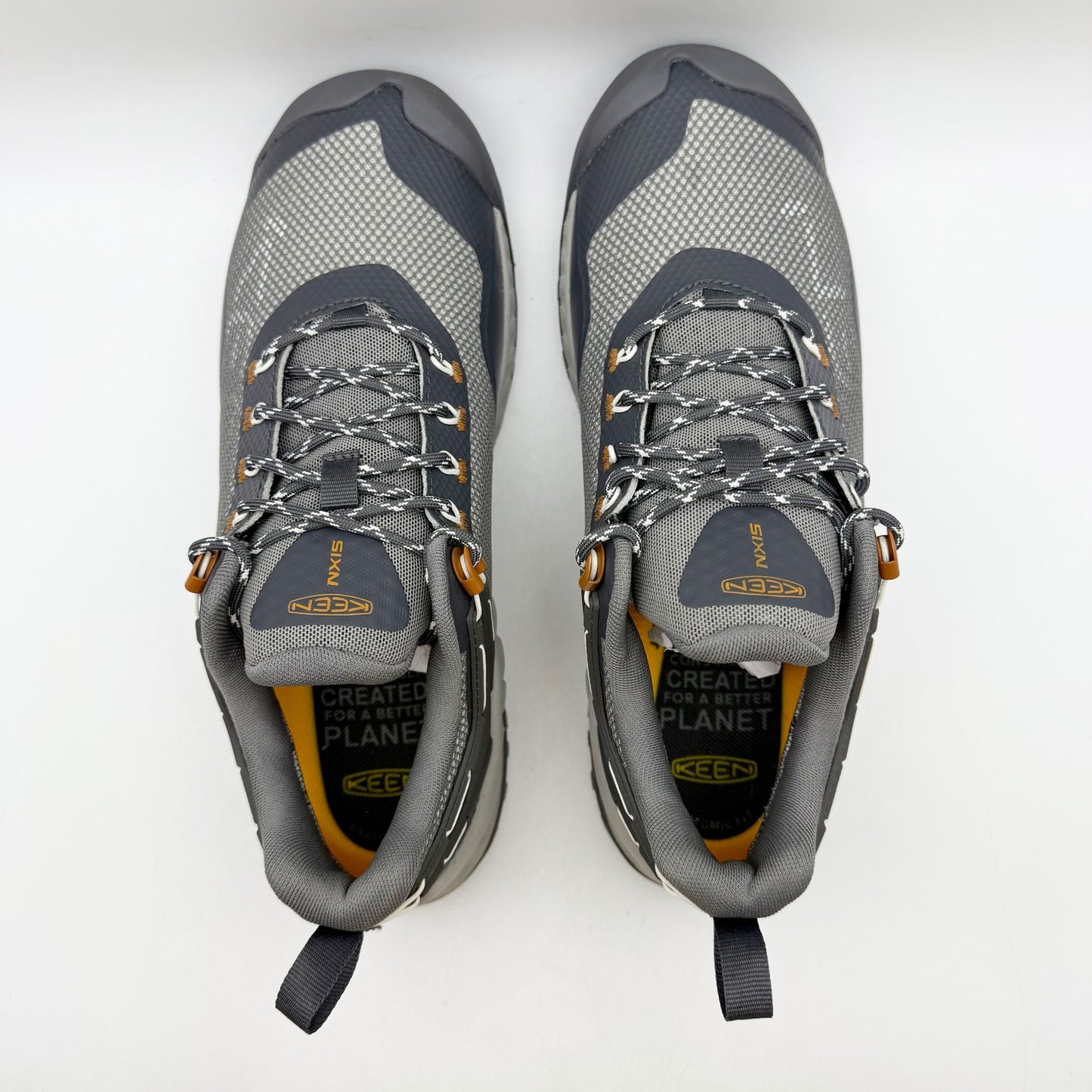 KEEN Womens Nxis Evo Hiking Sneakers US 10 M Grey Waterproof NWOB