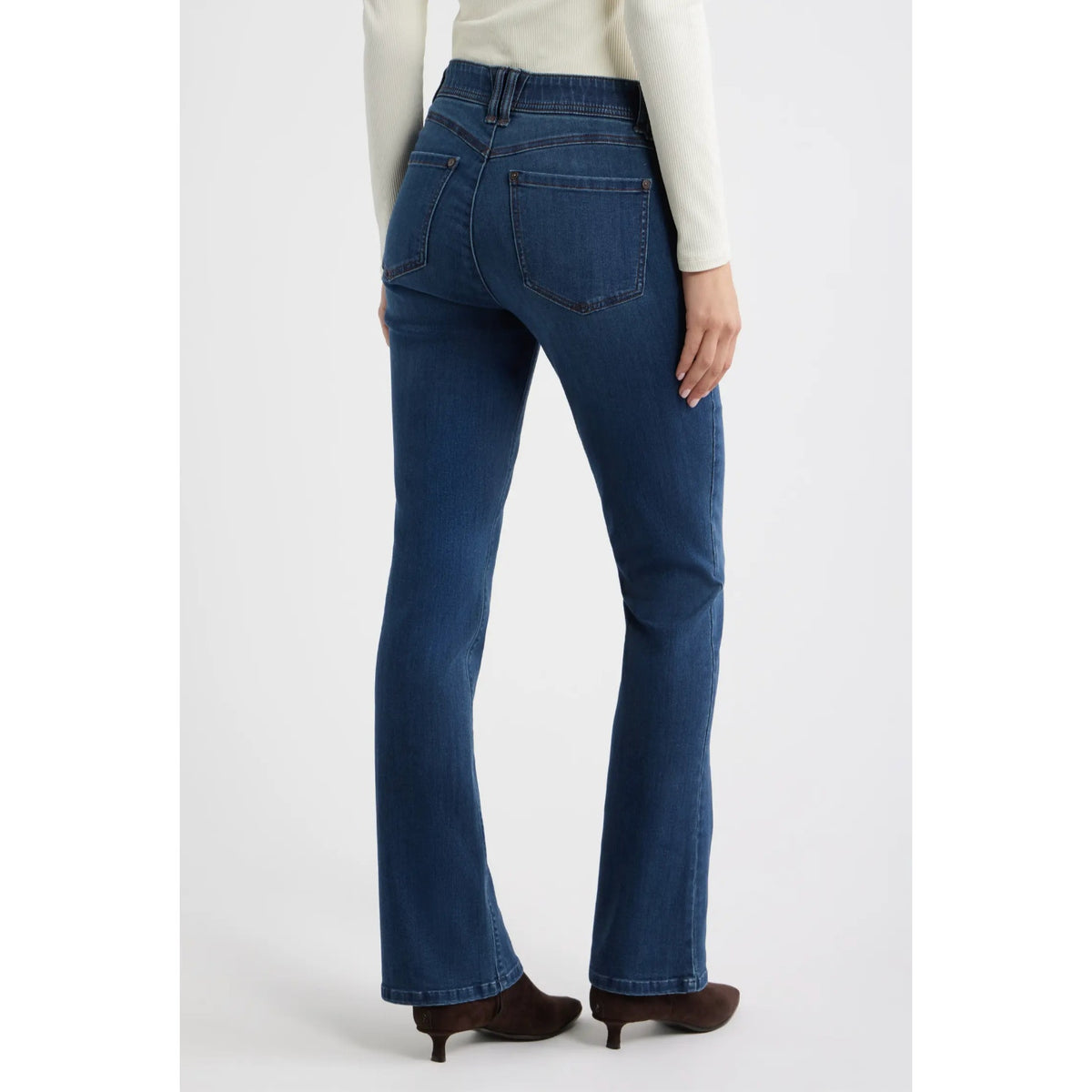 WIT & WISDOM Ab'Solution Itty Bitty Bootcut Jeans Size 8 Very Dark Blue NWT