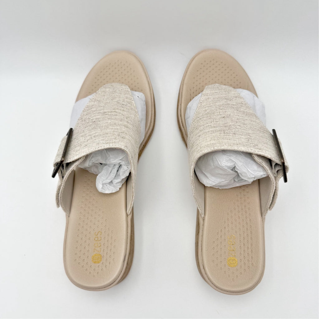 Bzees Womens Bay Wedge Sandals US 10 M EU 41 Beige Tan NIB