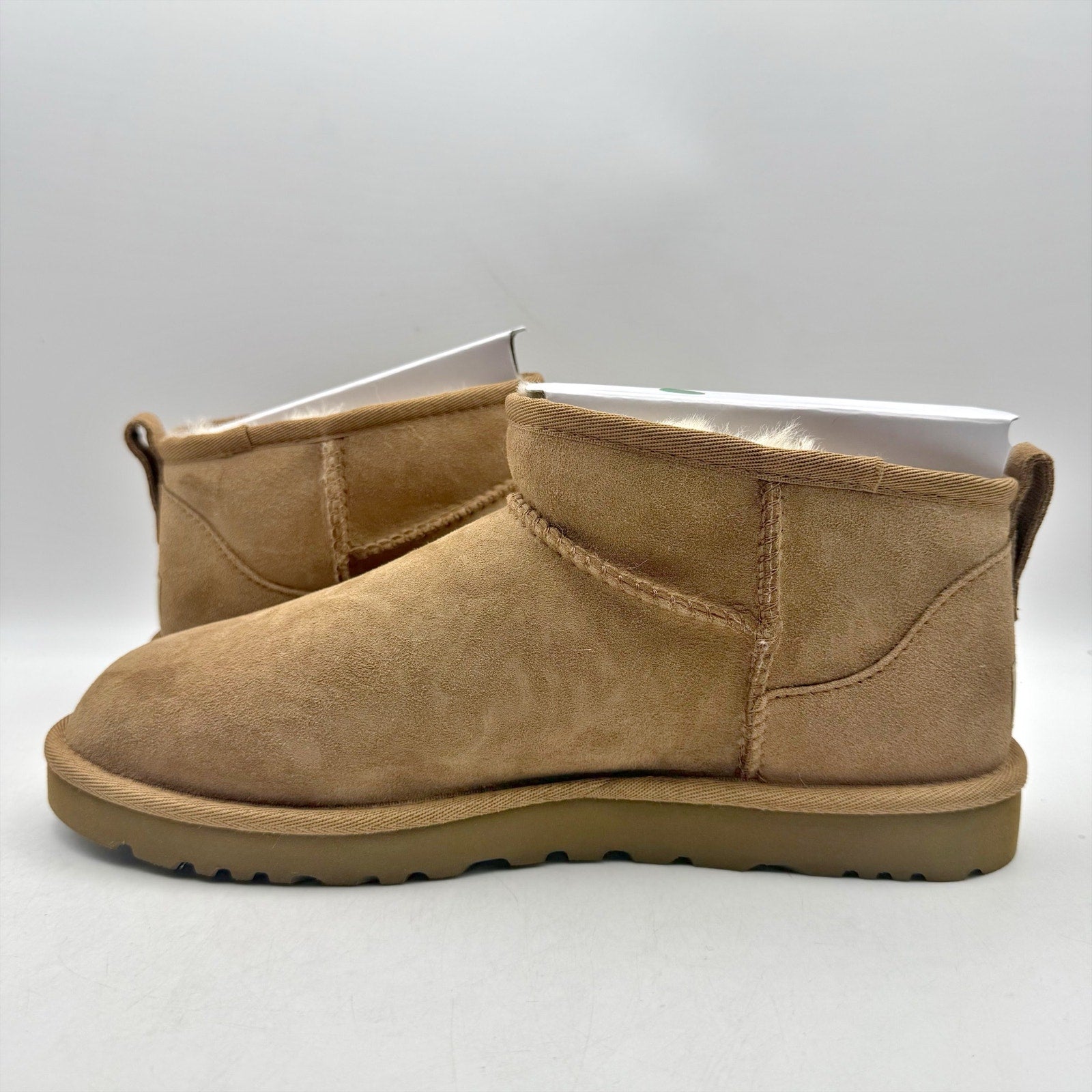 UGG Mens Classic Ultra Mini Boots US 9 EU 42 Tan Chestnut Suede Fur Lining NIB