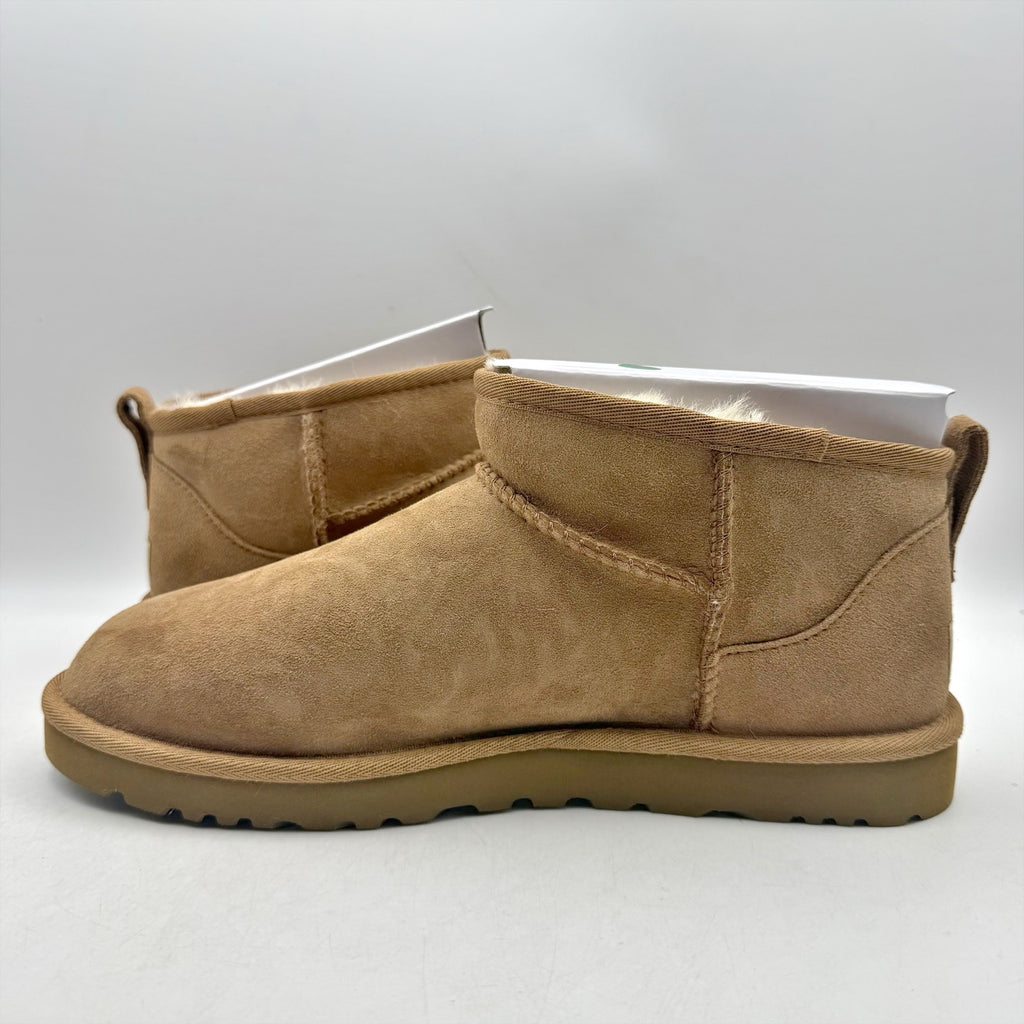 UGG Mens Classic Ultra Mini Boots Size 9 EU 42 Tan Chestnut Suede Fur Lining NIB