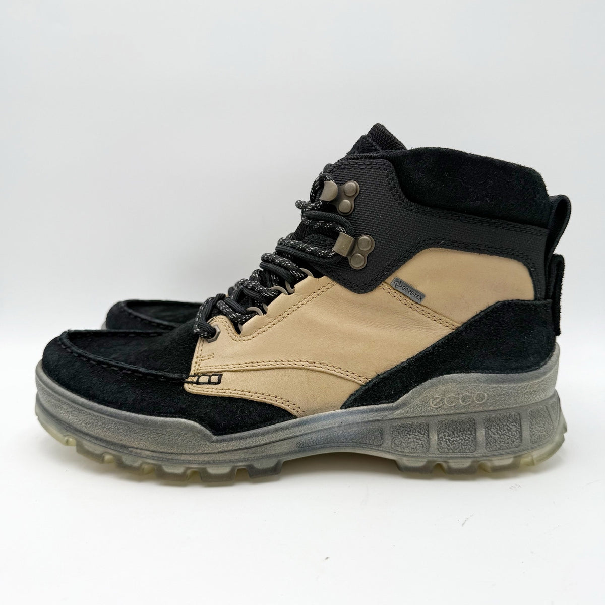 Ecco x Concepts Mens Track 25 Hiking Boots EU 42 US 8.5 Tan Black Leather WP NWT