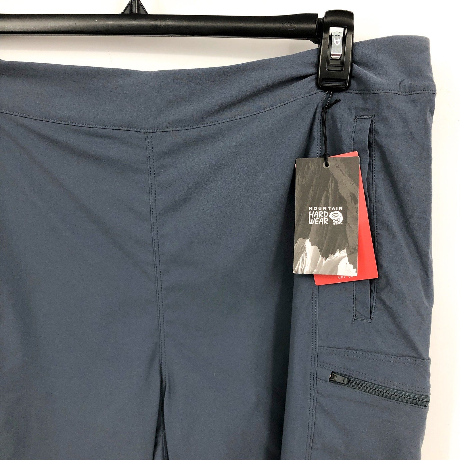 MOUNTAIN HARDWEAR Women's Dynama Bermuda Shorts XL Blue Slate High Rise NWT