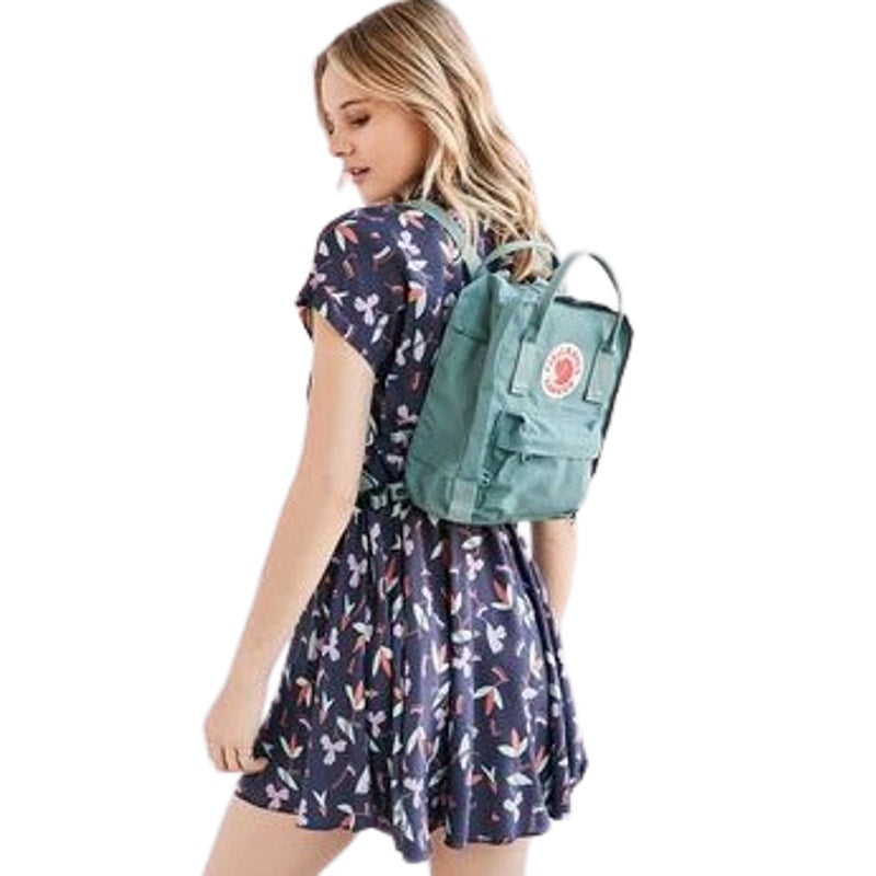 FJALLRAVEN Women's Kånken Mini Backpack Forest Green Water Resistant NWOT