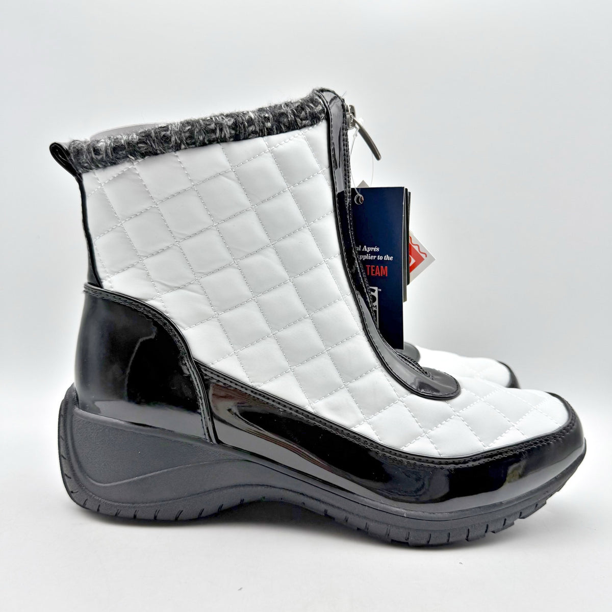 Khombu Womens Megan Snow Boots Size 8 Wide White Black Waterproof NIB