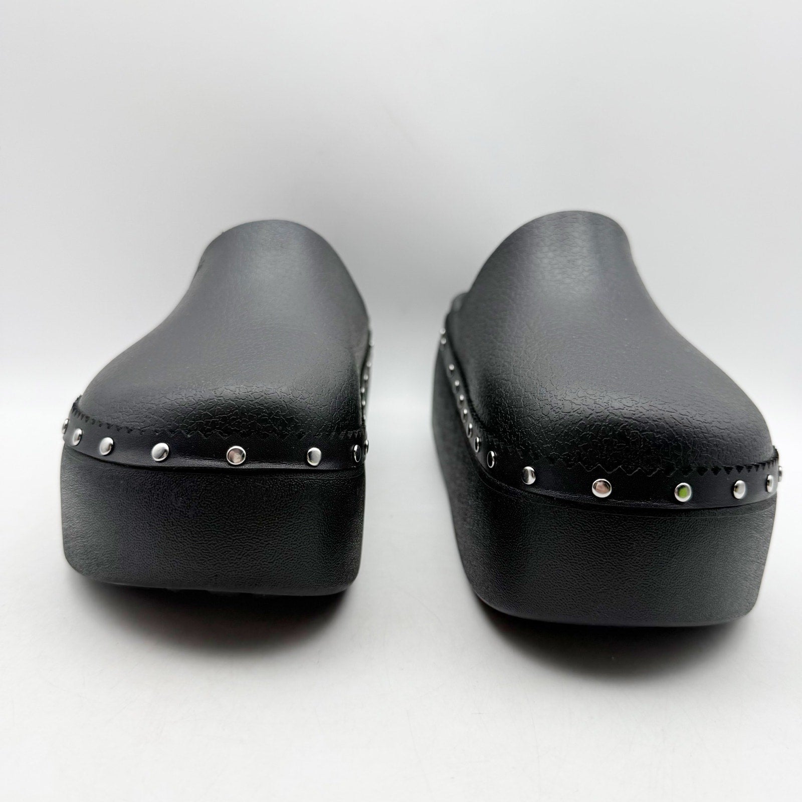 Crocs Womens Dylan Platform Clogs US 7 EU 37.5 Black Studded NIB