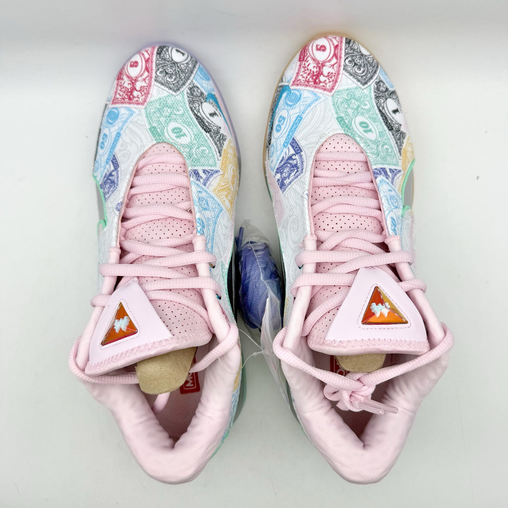 NIKE Mens Lebron XXll QS Sneakers US 10 EU 44 White Multicolor Athletic NIB