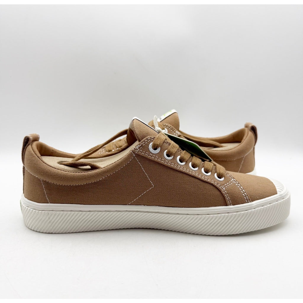 Cariuma OCA Low Canvas Sneakers Womens 10 Mens 8.5 Pantone Brown White NIB