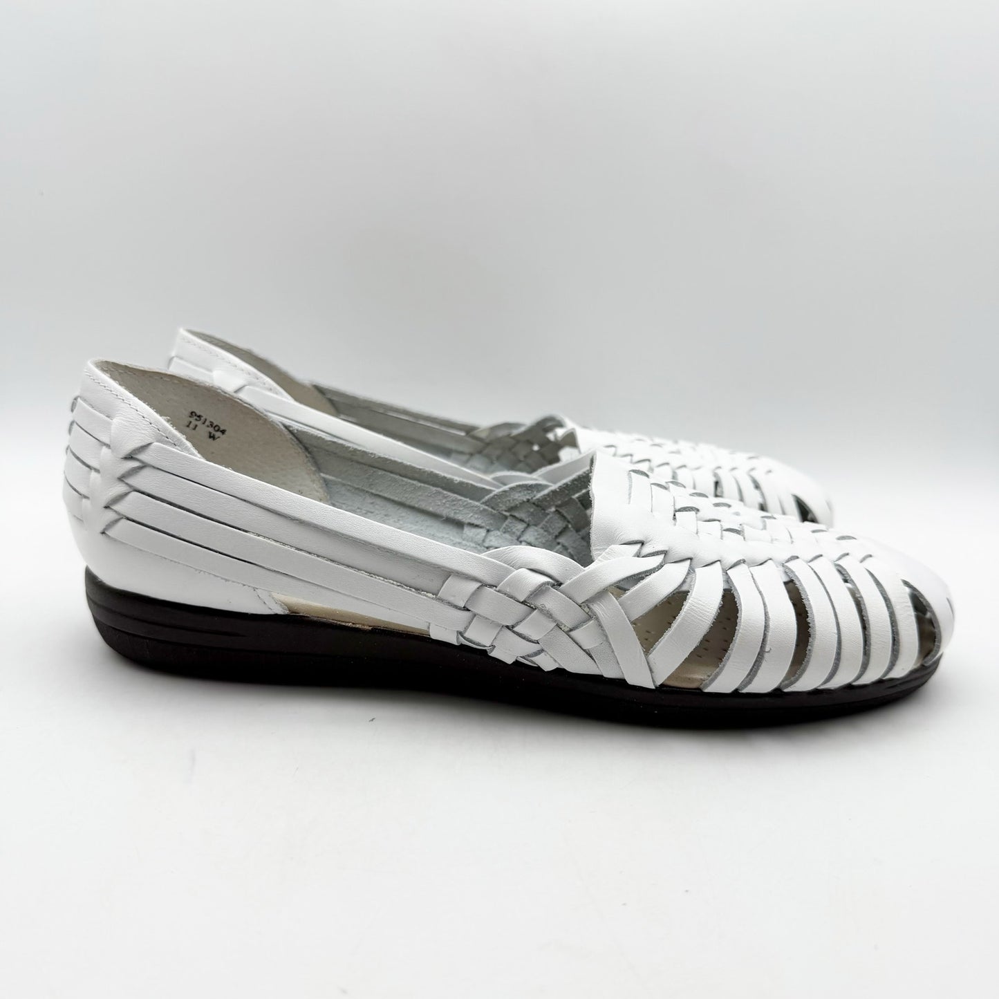 Comfortiva Womens Trinidad Sandals US 11 Wide EU 41-42 White Leather NIB