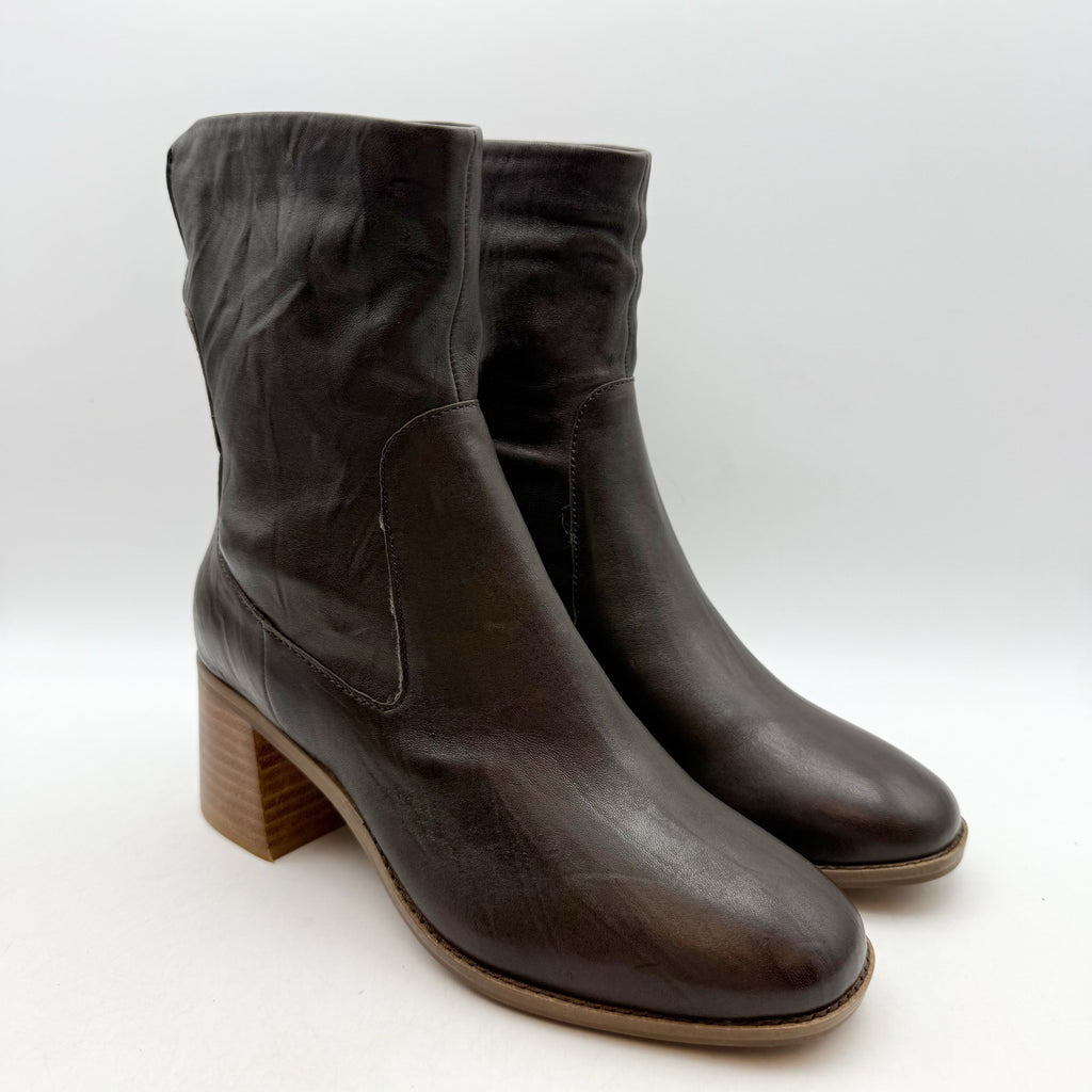 Kelsi Dagger Womens Brooklyn Island Boots Size 6.5 M Brown Vegan Leather NIB