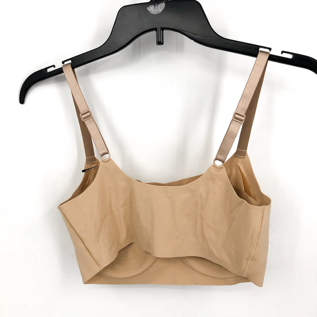 CALVIN KLEIN Invisibles Comfort Bralette Medium Lightly Lined Bare Seamless NWT