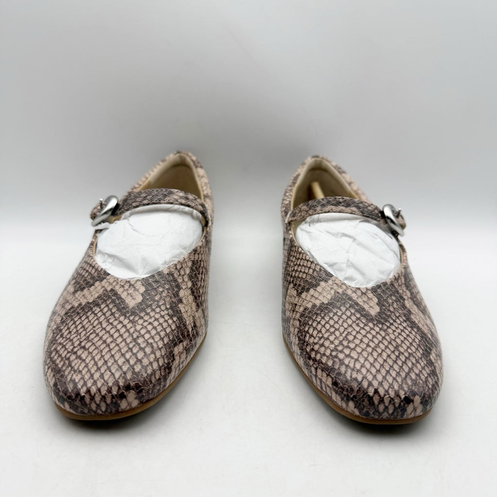 Dolce Vita Womens Anneke Mary Jane Flats US 7 M Sand Snake Embossed NWOB