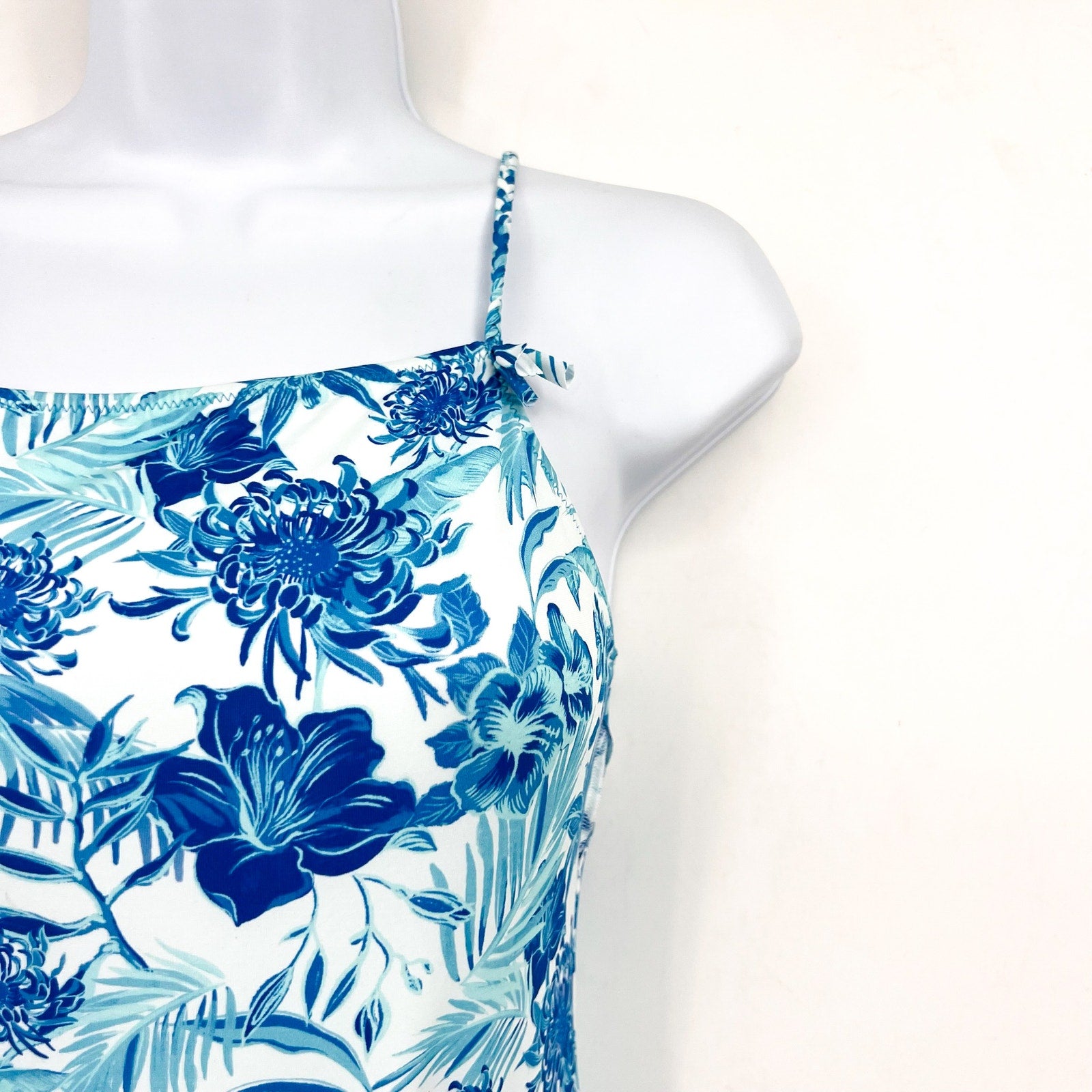 VILEBREQUIN Girl's Tahiti Flowers One Piece Swimsuit 14 ANS White Blue Print NWT
