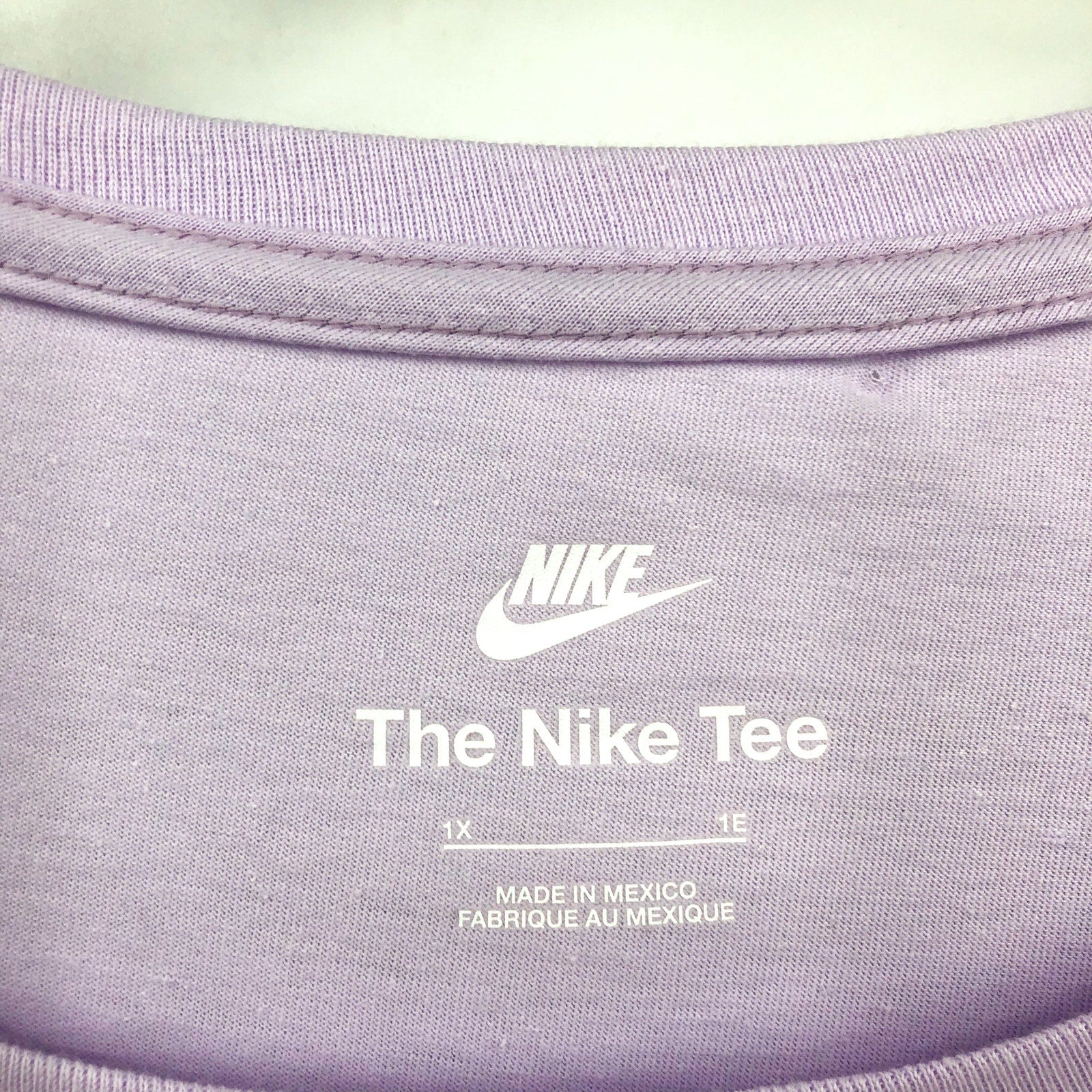 NIKE Women's Club Essentials Logo T-shirt 1X Beyond Pink White 100% Cotton NWOT