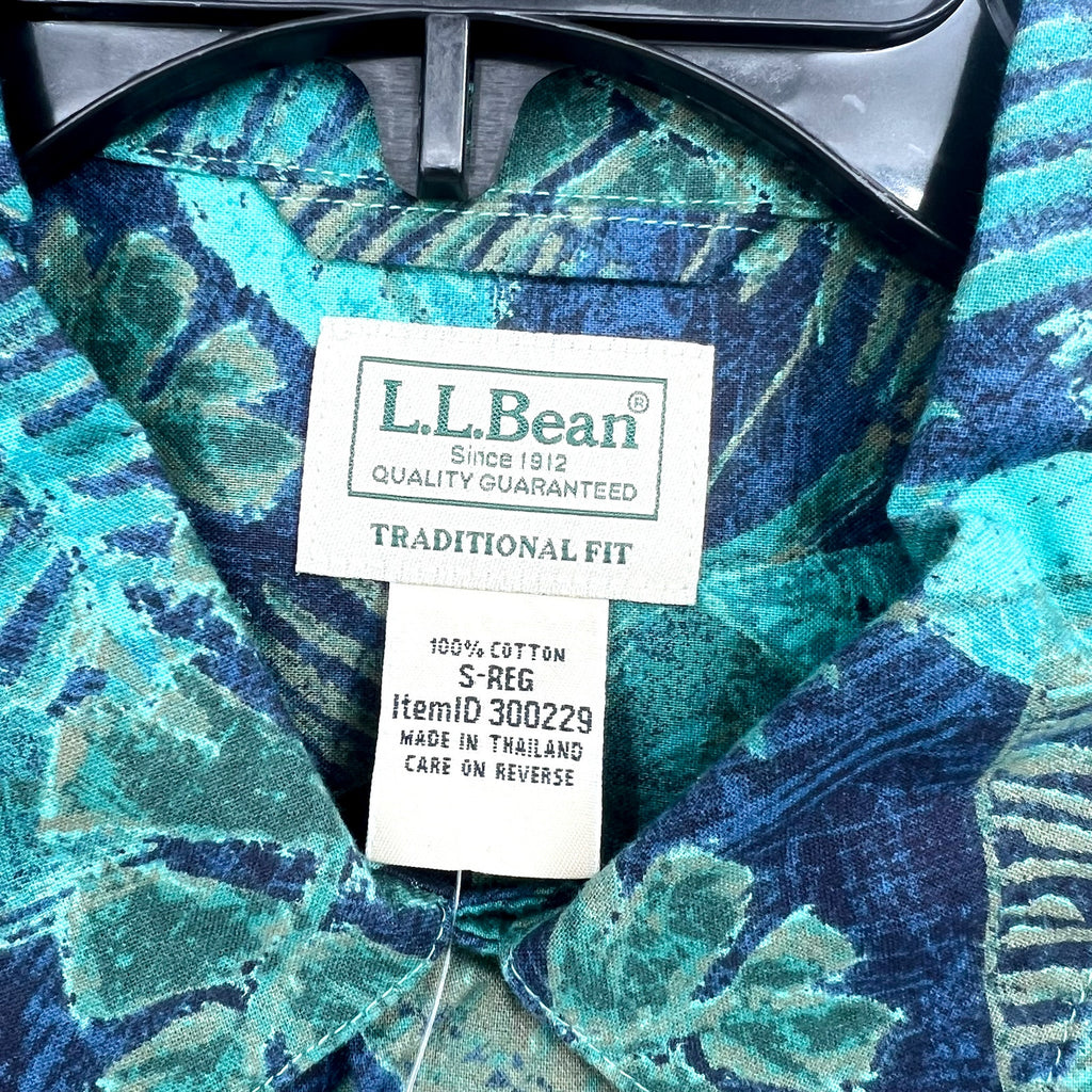 L.L BEAN Mens Tropics Print Short-Sleeve Casual Shirt Small Carbon Navy Blue NWT