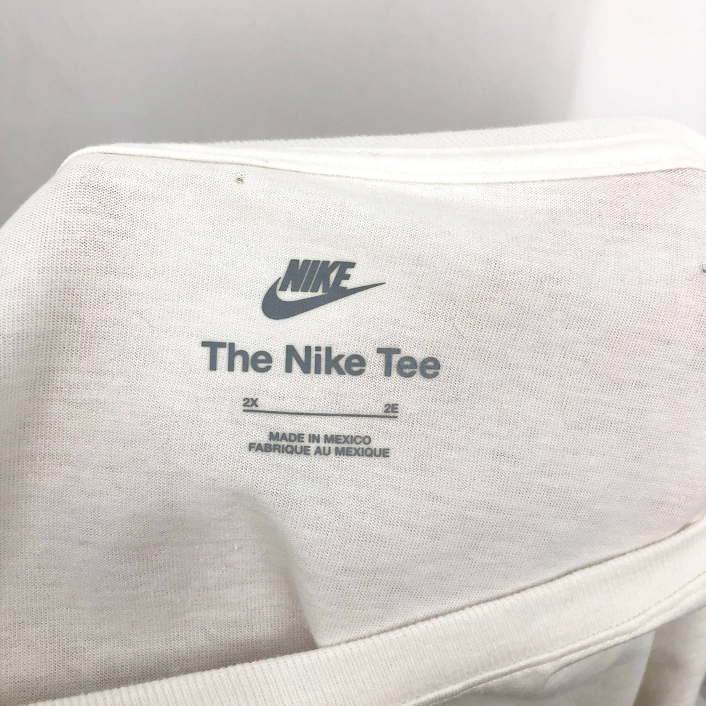 NIKE Women's Club Essentials Logo T-shirt 2X White Short Sleeve NWT