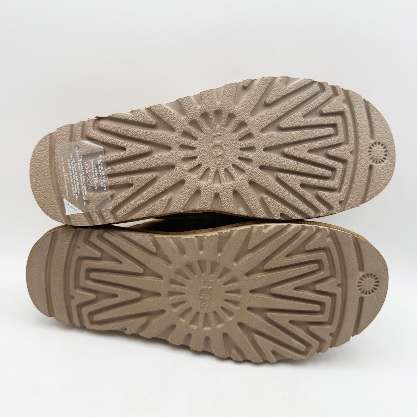 Ugg Mens Leisure Nomad Slipper US 9 EU 42 Brown Tan Suede NWOB