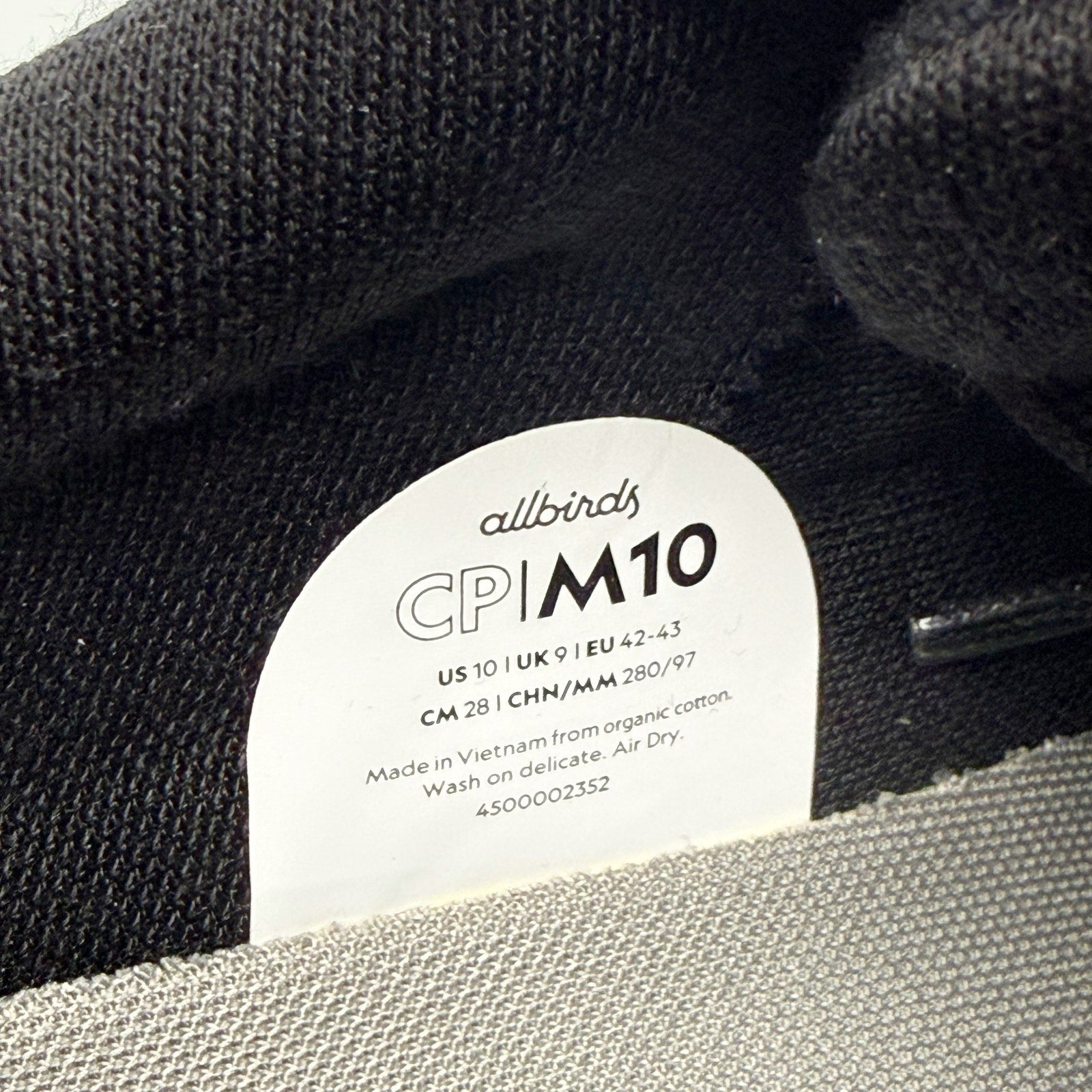 ALLBIRDS Mens Canvas Pacer Sneakers US 10 EU 42.5 Black White Athletic NIB