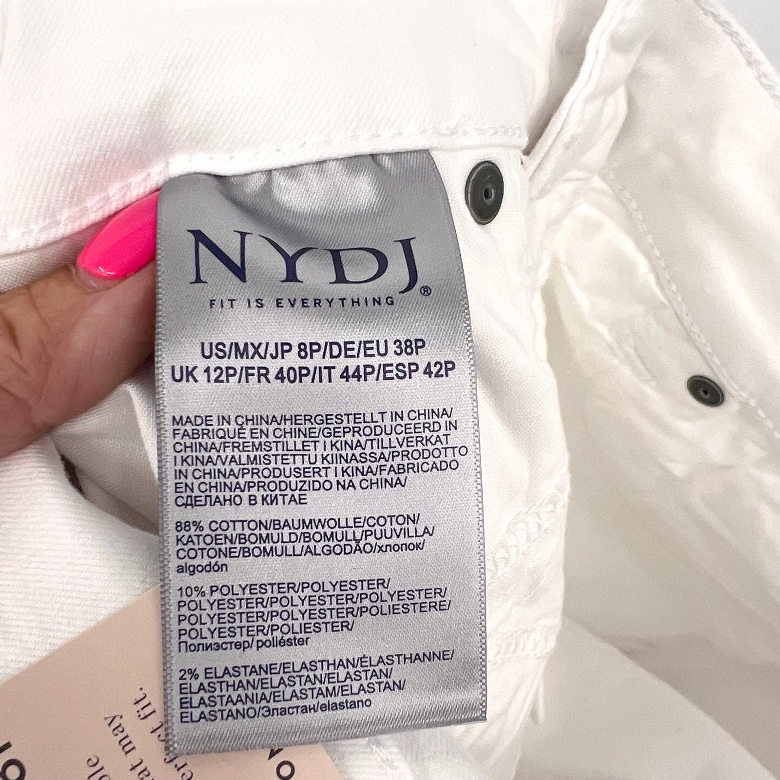 NYDJ Womens Ella Denim Shorts Size 8 PETITE Optic White 8" Inseam NWT