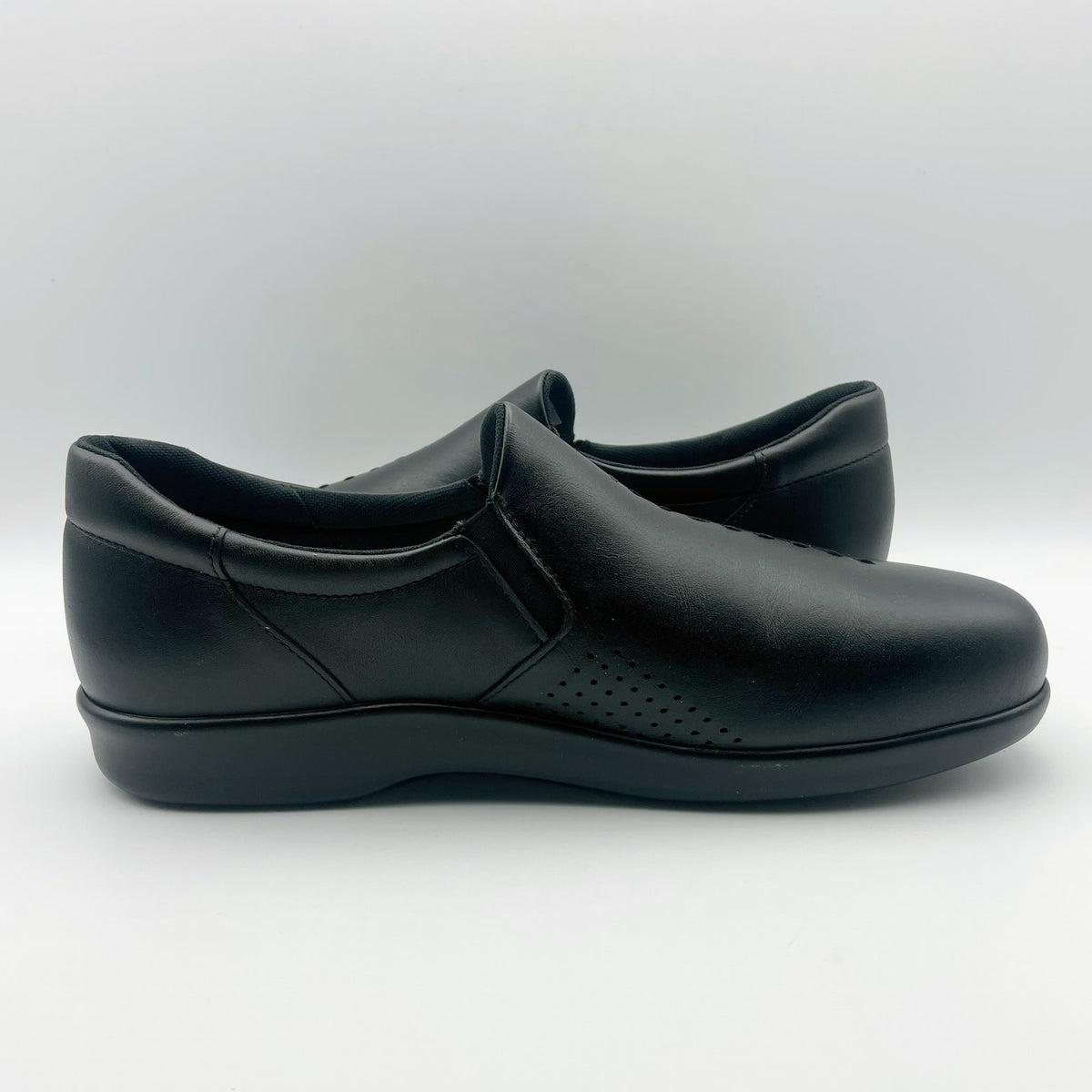 SAS Womens Viva Slip On Comfort Loafers Size 10.5 Black Leather Casual Shoes NIB