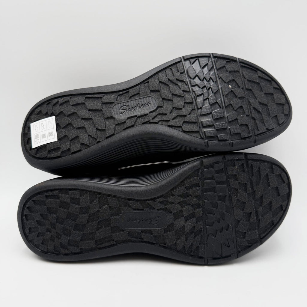 Skechers Womens Laguna Adore Her Sneakers Size 7.5 Black Arch Fit Slip On NIB