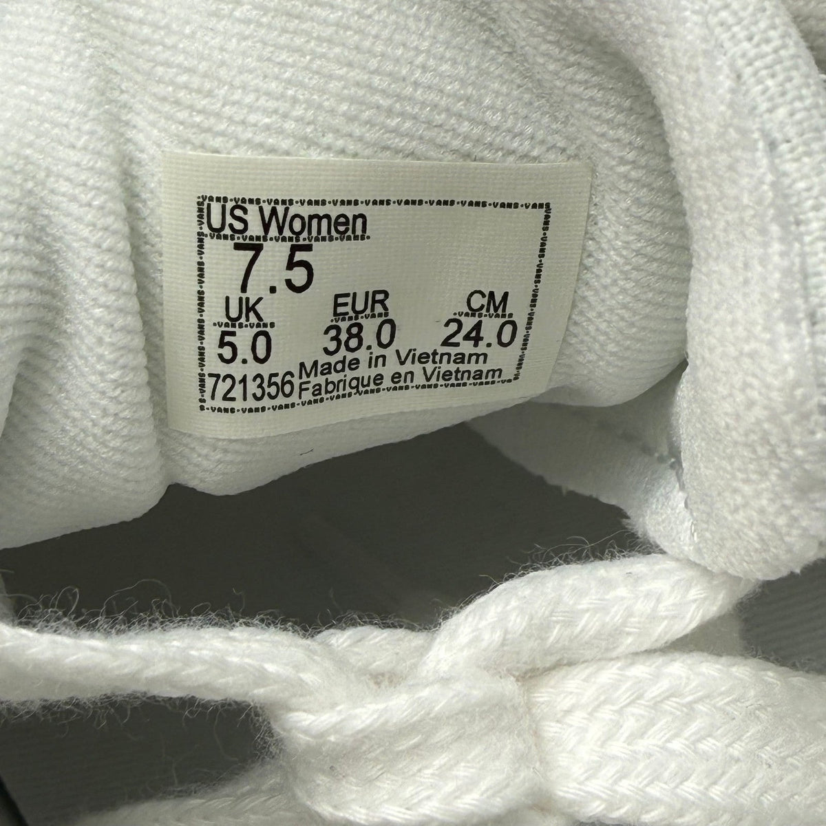 Vans Womens Doheny Platform Casual Sneakers Size 7.5 White Canvas NWT