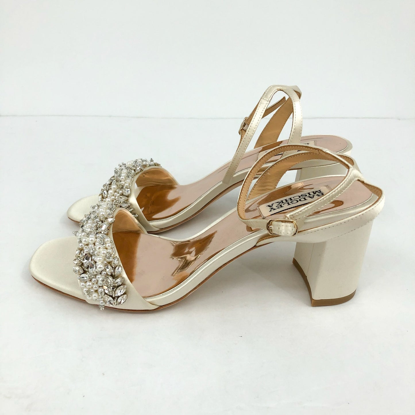 Badgley Mischka Womens Marsha Satin Heels US 9 Ivory Sandals Rhinestone NWOB