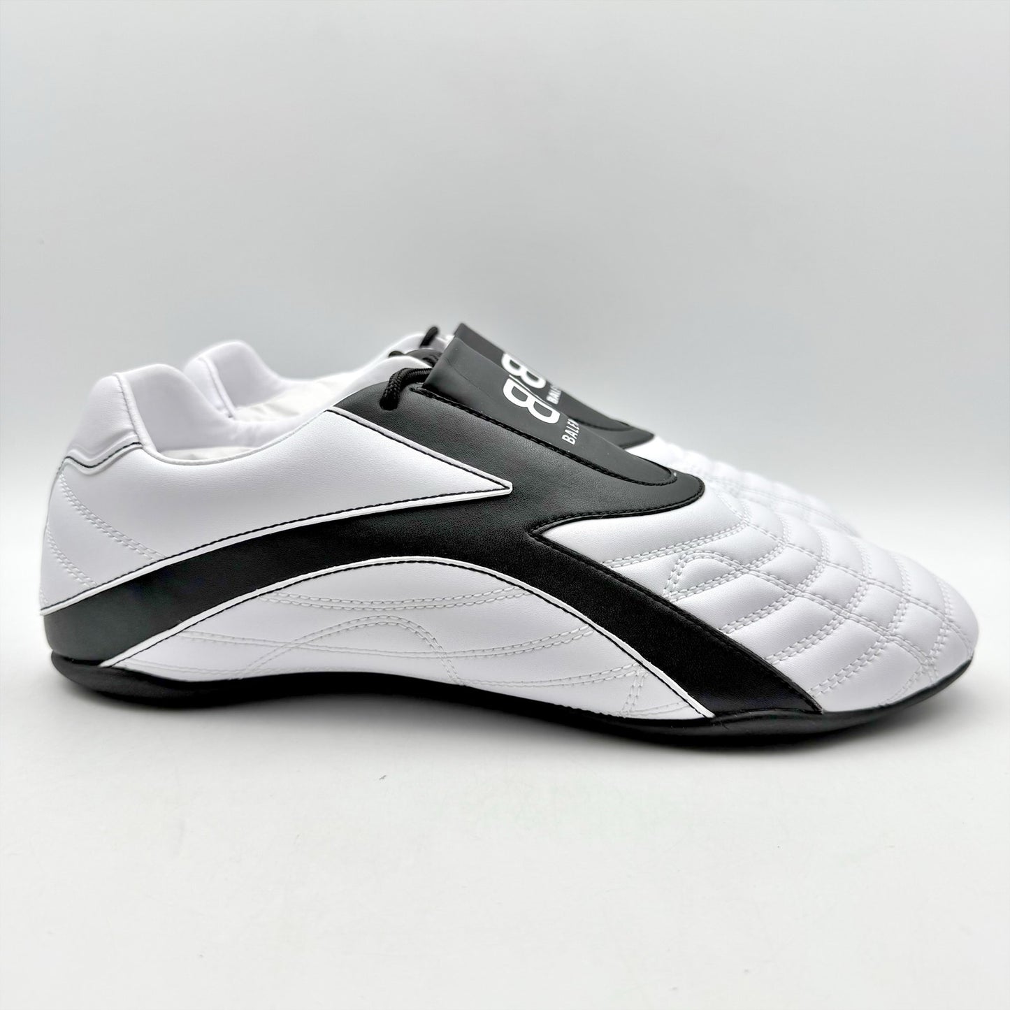 Balenciaga Womens Zen Sneakers US 9 M EU 42 White Black Casual NWOB